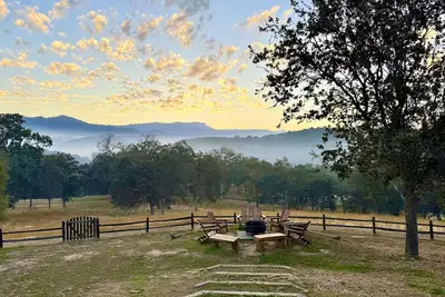 Image de Luxury Ranch getaway with spa, pool, gym & sauna