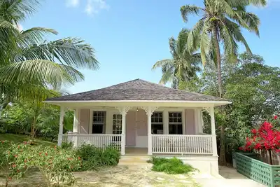 Image de Historic 2br 2ba Island Cottage on Private Estate