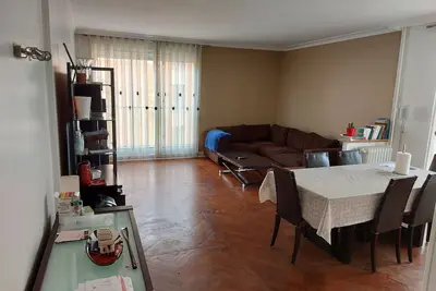 Image de 2 bedroom apartment, a kitchen and big living room  in Paris 15 Cambronne  metro