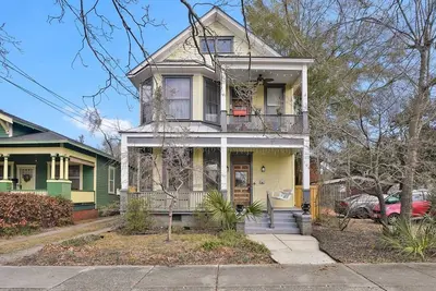 Image de High Tide Historic Duplex