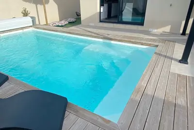 Image de 10 Minutes En Voiture Des Plages Maison Piscine Privee Climatisee