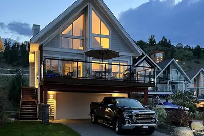 Image de Cozy Family Cottage with Fantastic Lake Views at La Casa Resort