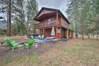 Image de Rustic McCall Cabin w/ Private Hot Tub & Deck!