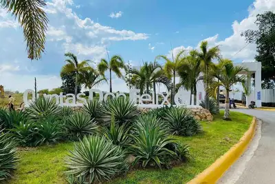 Image de complejo privado de casa muy elegante