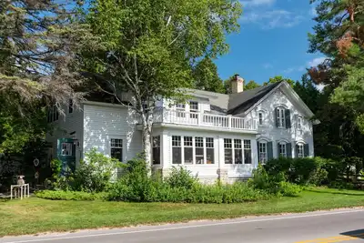 Image de Historic Anderson House in Ephraim - Eagle Harbor View