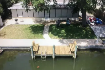 Image de Waterfront! ! Boat Dock, ramp, kayaks, Sup, Easy gulf access, fishing, scallops