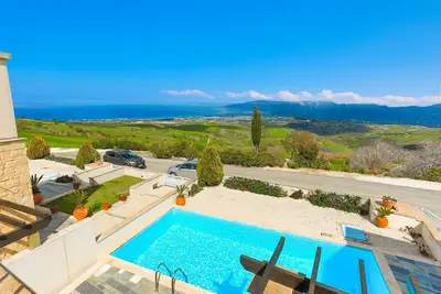 Image de Villa Angelena: Panoramic Views, Pool, away from it all
