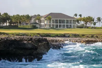 Image de Caribbean Oceanfront Sophisticated Luxury