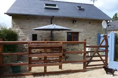 Image de Une jolie petite maison situee dans la superbe campagne des Monts d'Arree