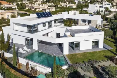 Image de Casa Blanca Magnificent Villa With Modern Design, walking distance to beach