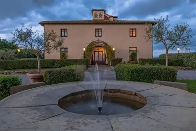 Marvelous Villa Offering Enchanting Panorama View