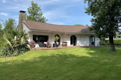 Image de Belle propriété, très bon emplacement