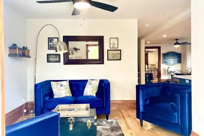 Image de Historic 2-Br St. Lawrence Residence at the Dygert House