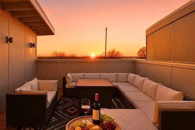 Image de Luxury Townhome - Rooftop Terrace - Super Nice