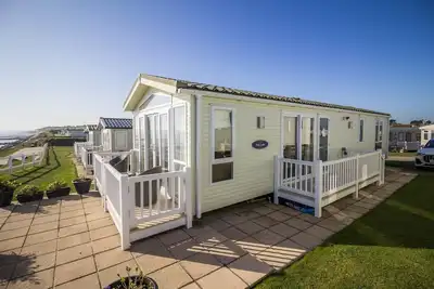 Image de Stunning caravan with full sea views at Hopton Haven ref 80044s