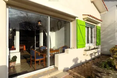 Image de Royan - Maison Rustique avec jardin clos - proche Commerces et Plages