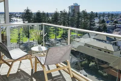 Image de CityViews @ Glenelg * Pool/Beach * Free Parking * Wifi *