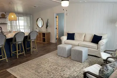 Image de Newly Remodeled Close to Fishing and Restaurants