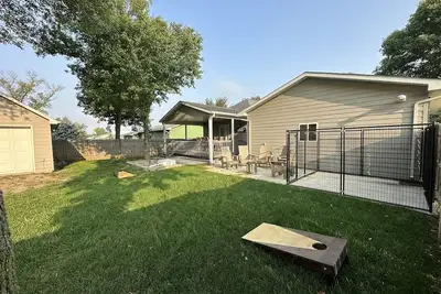 Image de Tails Up Retreat! Modern home minutes from world class hunting and fishing