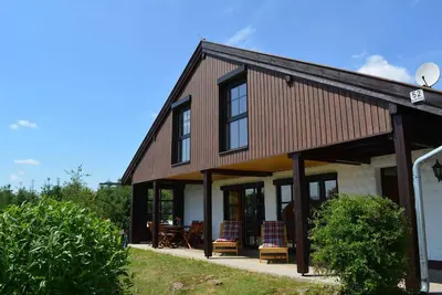 Image de Spacious vacation home for 1-6 people with garden and sunbathing lawn