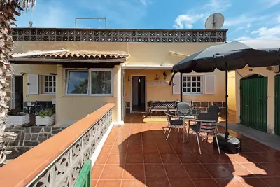 Casa El Cardon B2 avec vue sur mer et montagne, terrasse et Wi-Fi. Animaux admis
