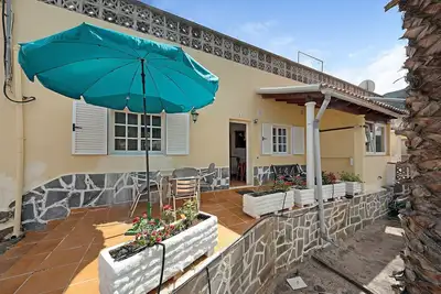\"Casa El Cardon B1\" avec vue sur mer et montagne, terrasse et Wi-Fi. Animaux admis