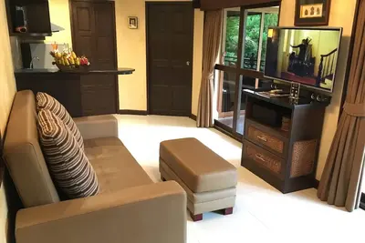 A2: Premier suite apartment with large balcony
