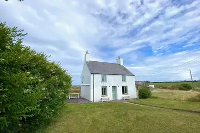 Image de Mynachdy - sleeps 6 guests in 3 bedrooms