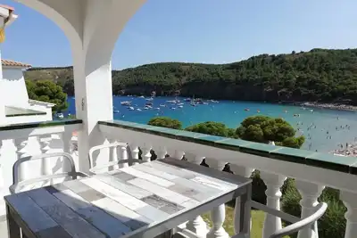 Image de Maginifico Apartment At The Foot Of The Beach Cala Montgo