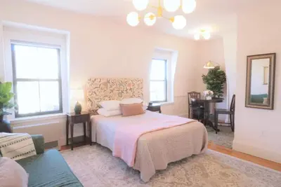 Image de Morrill Mansion Inn | 4 | Self Check In | Parking
