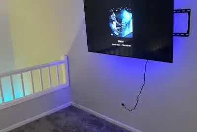 Image de Beautiful Loft with fun amenities, also close to Stone Mountain.