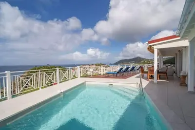 Image de Enjoy Sunset of Gustavia Port in Posh Creole-Style Villa