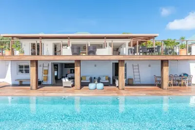 Image de Grand Rustic villa with Prime Ocean Views
