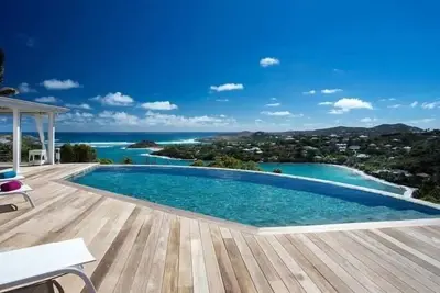 Image de Ocean Bungalow Villa with SPectacular Bay Views