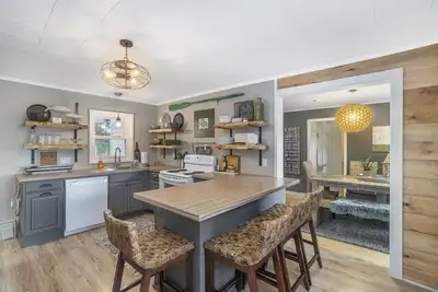 Image de ~ Charming home close to everything ~