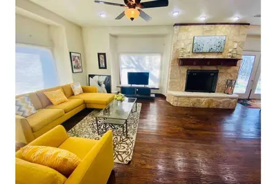 Image de Tranquil Country house in 15 acres of nature with pond