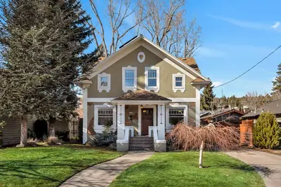 Image de Stunning Historic Home on Bend's West Side