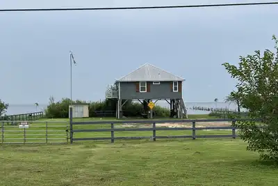 Image de Waterfront! ! Private Pier! Reel Relaxing, Real Fun On Sabine Lake