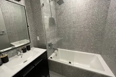 Brooklyn Barclay'S Luxurious Comfy Pad