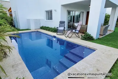 Image de Luxury Villa With Private Pool