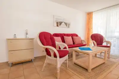 Image de Comfortable vacation apartment in the first row on the beach of Zingst with balcony -