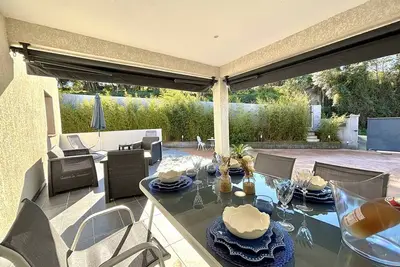 Image de Villa Climatisée 3 Pièces avec Terrasse - À 5 min de la Plage et du Centre de Porticcio
