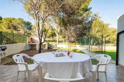 Image de Appartement pour animaux domestiques \"Casa Museddu\" avec climatisation, terrasses et jardin