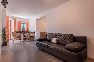 Image de Appartement \"Ringelblume Biohof Unterspisser\" avec vue sur les montagnes, balcon et Wi-Fi