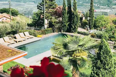 Image de Appartement 'Kraidlhof - Designapartment Isabel' avec vue sur la montagne, piscine partagée et Wi-Fi