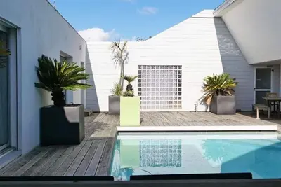 Image de L'insoupçonnée sur le port de Vannes