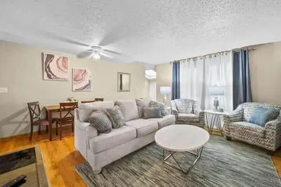 Image de ​Pet-Friendly 1br Condo with pool in Midtown Tulsa