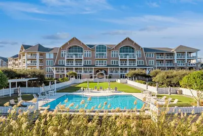 Image de Stunning Gulf Front Condo