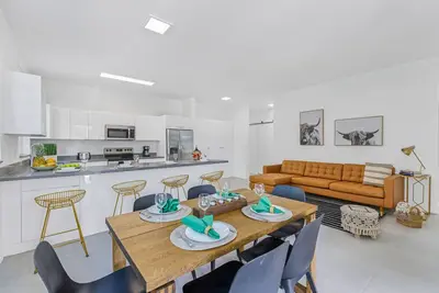 Up To 16 Guests! Modern House Near Wynwood