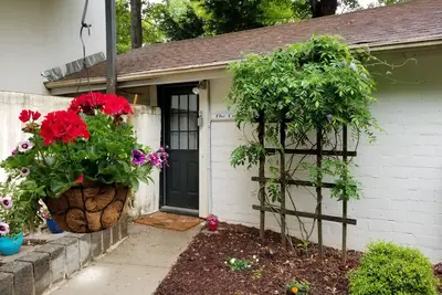 Image de Cottage on Hamby